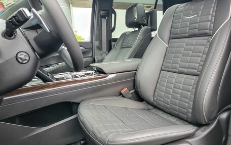 Cadillac Escalade V, 2025 год, 19 800 000 рублей, 18 фотография