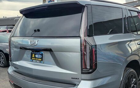 Cadillac Escalade V, 2025 год, 19 800 000 рублей, 12 фотография