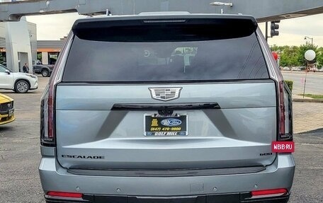 Cadillac Escalade V, 2025 год, 19 800 000 рублей, 13 фотография