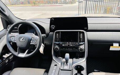 Lexus LX, 2025 год, 17 490 000 рублей, 8 фотография