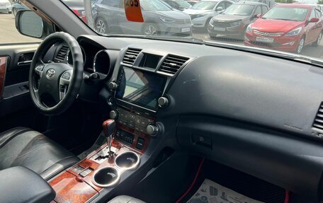 Toyota Highlander III, 2012 год, 2 729 000 рублей, 13 фотография