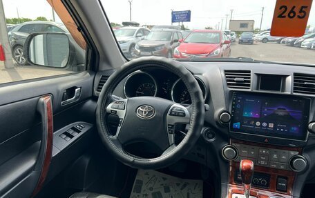 Toyota Highlander III, 2012 год, 2 729 000 рублей, 14 фотография