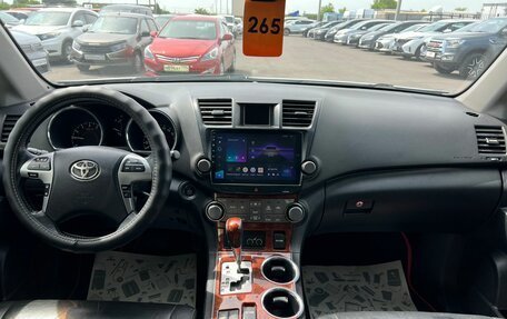 Toyota Highlander III, 2012 год, 2 729 000 рублей, 16 фотография