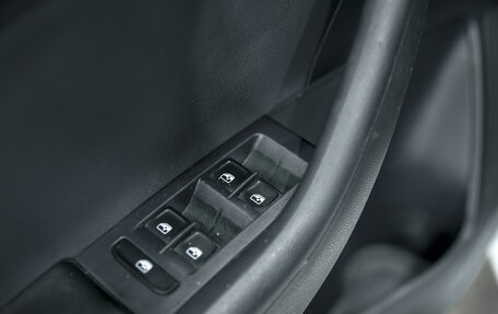 Volkswagen Polo VI (EU Market), 2021 год, 1 300 000 рублей, 9 фотография