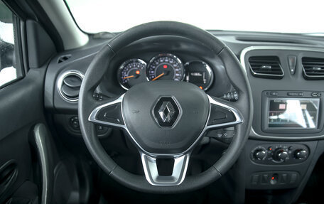 Renault Sandero II рестайлинг, 2022 год, 1 300 000 рублей, 12 фотография