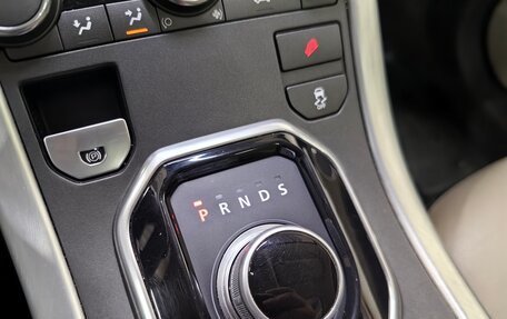 Land Rover Range Rover Evoque I, 2015 год, 1 850 000 рублей, 16 фотография