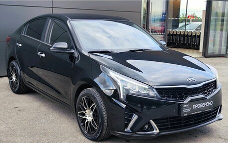 KIA Rio IV, 2021 год, 1 799 000 рублей, 3 фотография