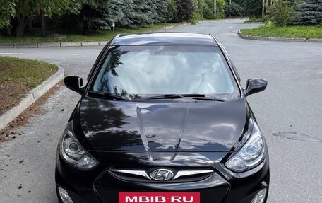 Hyundai Solaris II рестайлинг, 2014 год, 895 000 рублей, 5 фотография