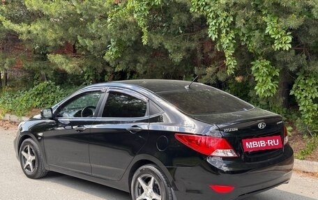 Hyundai Solaris II рестайлинг, 2014 год, 895 000 рублей, 3 фотография