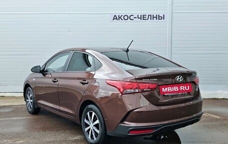Hyundai Solaris II рестайлинг, 2021 год, 1 500 000 рублей, 4 фотография