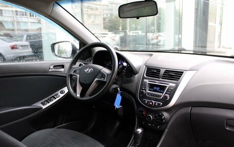 Hyundai Solaris II рестайлинг, 2015 год, 814 000 рублей, 9 фотография