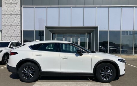 Mazda CX-4, 2022 год, 2 290 000 рублей, 7 фотография