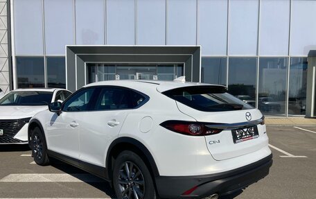 Mazda CX-4, 2022 год, 2 290 000 рублей, 5 фотография