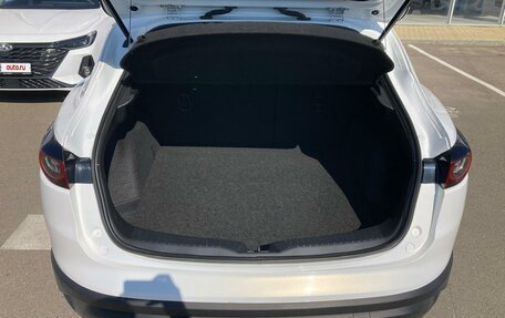 Mazda CX-4, 2022 год, 2 290 000 рублей, 8 фотография