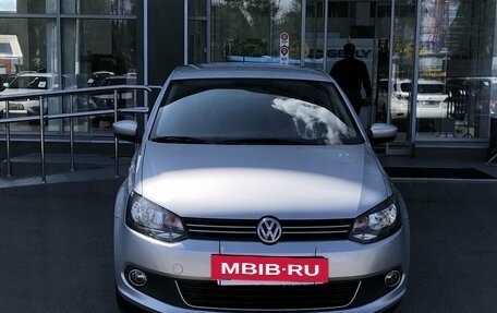 Volkswagen Polo VI (EU Market), 2015 год, 896 000 рублей, 2 фотография