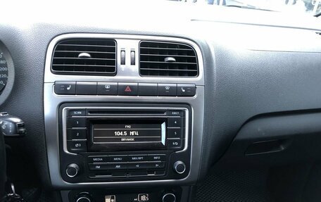 Volkswagen Polo VI (EU Market), 2015 год, 896 000 рублей, 16 фотография