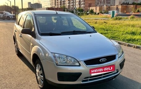 Ford Focus II рестайлинг, 2005 год, 385 000 рублей, 3 фотография