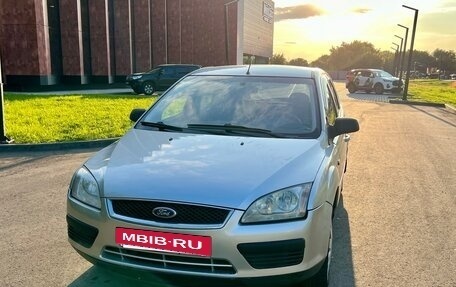 Ford Focus II рестайлинг, 2005 год, 385 000 рублей, 2 фотография