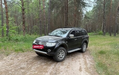 Mitsubishi Pajero Sport II рестайлинг, 2012 год, 1 580 000 рублей, 23 фотография