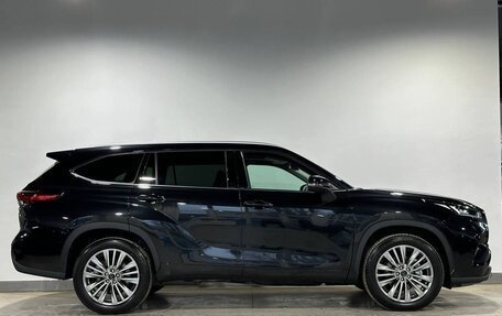 Toyota Highlander, 2025 год, 4 890 000 рублей, 4 фотография
