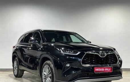 Toyota Highlander, 2025 год, 4 890 000 рублей, 2 фотография