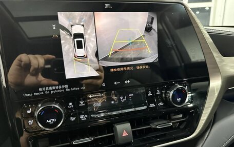 Toyota Highlander, 2025 год, 4 890 000 рублей, 17 фотография
