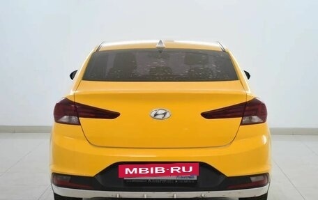 Hyundai Elantra VI рестайлинг, 2019 год, 1 050 000 рублей, 3 фотография