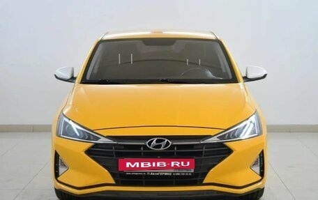 Hyundai Elantra VI рестайлинг, 2019 год, 1 050 000 рублей, 2 фотография