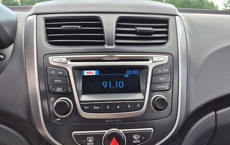 Hyundai Solaris II рестайлинг, 2014 год, 750 000 рублей, 12 фотография