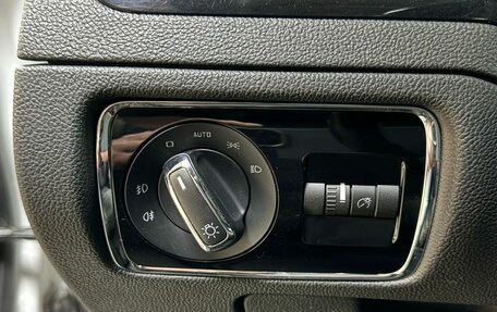 Skoda Superb III рестайлинг, 2014 год, 1 675 000 рублей, 13 фотография