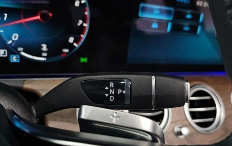 Mercedes-Benz E-Класс, 2022 год, 3 750 000 рублей, 11 фотография