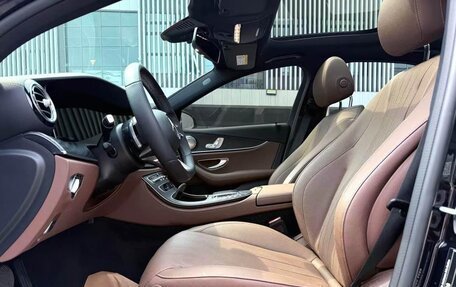 Mercedes-Benz E-Класс, 2021 год, 3 750 000 рублей, 11 фотография