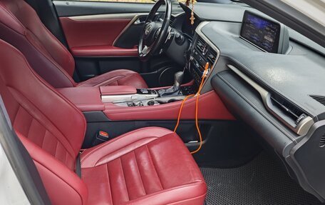 Lexus RX IV рестайлинг, 2016 год, 4 550 000 рублей, 16 фотография