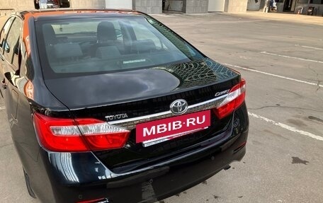 Toyota Camry, 2014 год, 1 690 000 рублей, 4 фотография