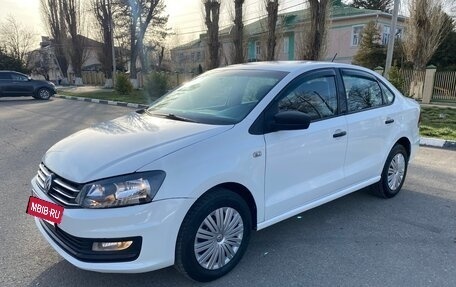 Volkswagen Polo VI (EU Market), 2019 год, 950 000 рублей, 2 фотография