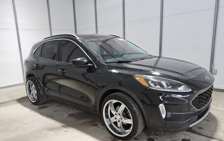 Ford Escape, 2023 год, 1 810 000 рублей, 3 фотография