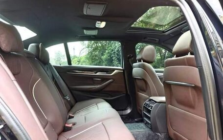 BMW 5 серия, 2022 год, 3 995 000 рублей, 12 фотография