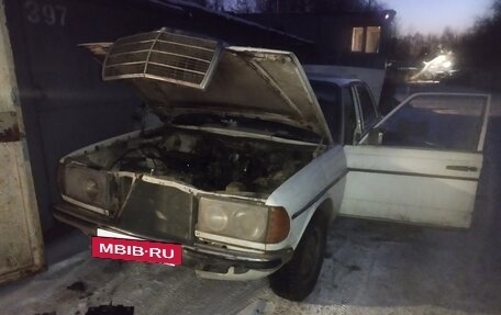 Mercedes-Benz W123, 1983 год, 90 000 рублей, 21 фотография