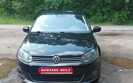Volkswagen Polo VI (EU Market), 2013 год, 780 000 рублей, 3 фотография