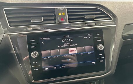 Volkswagen Tiguan II, 2018 год, 2 590 000 рублей, 23 фотография