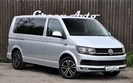 Volkswagen Multivan T6 рестайлинг, 2016 год, 3 000 000 рублей, 7 фотография