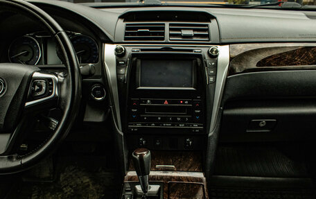 Toyota Camry, 2015 год, 1 999 000 рублей, 7 фотография