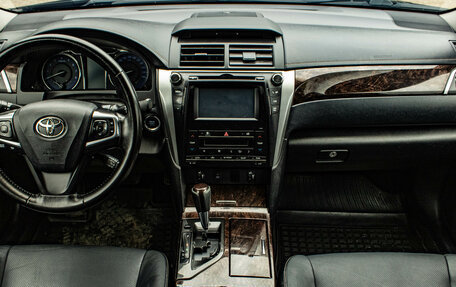 Toyota Camry, 2015 год, 1 999 000 рублей, 5 фотография