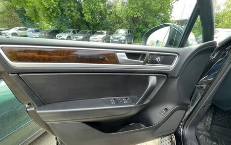 Volkswagen Touareg III, 2013 год, 2 400 000 рублей, 13 фотография