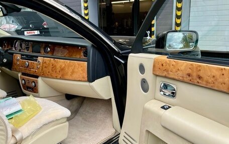 Rolls-Royce Phantom VII рестайлинг, 2007 год, 15 000 000 рублей, 13 фотография