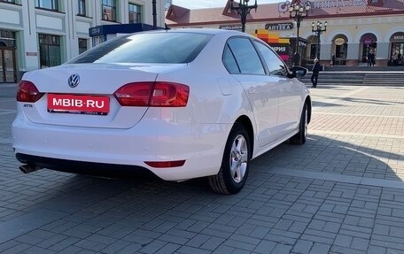 Volkswagen Jetta VI, 2014 год, 1 050 000 рублей, 3 фотография