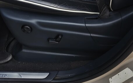Jeep Grand Cherokee, 2014 год, 2 690 000 рублей, 17 фотография