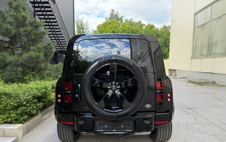 Land Rover Defender II, 2022 год, 11 000 000 рублей, 9 фотография