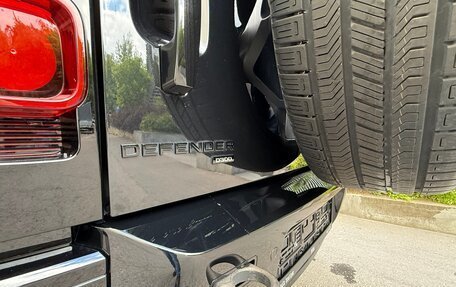 Land Rover Defender II, 2022 год, 11 000 000 рублей, 10 фотография