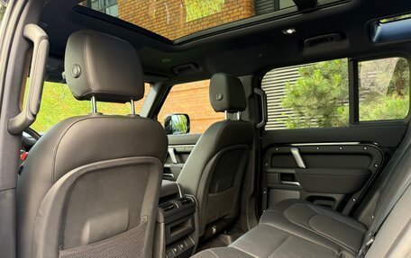 Land Rover Defender II, 2022 год, 11 000 000 рублей, 25 фотография